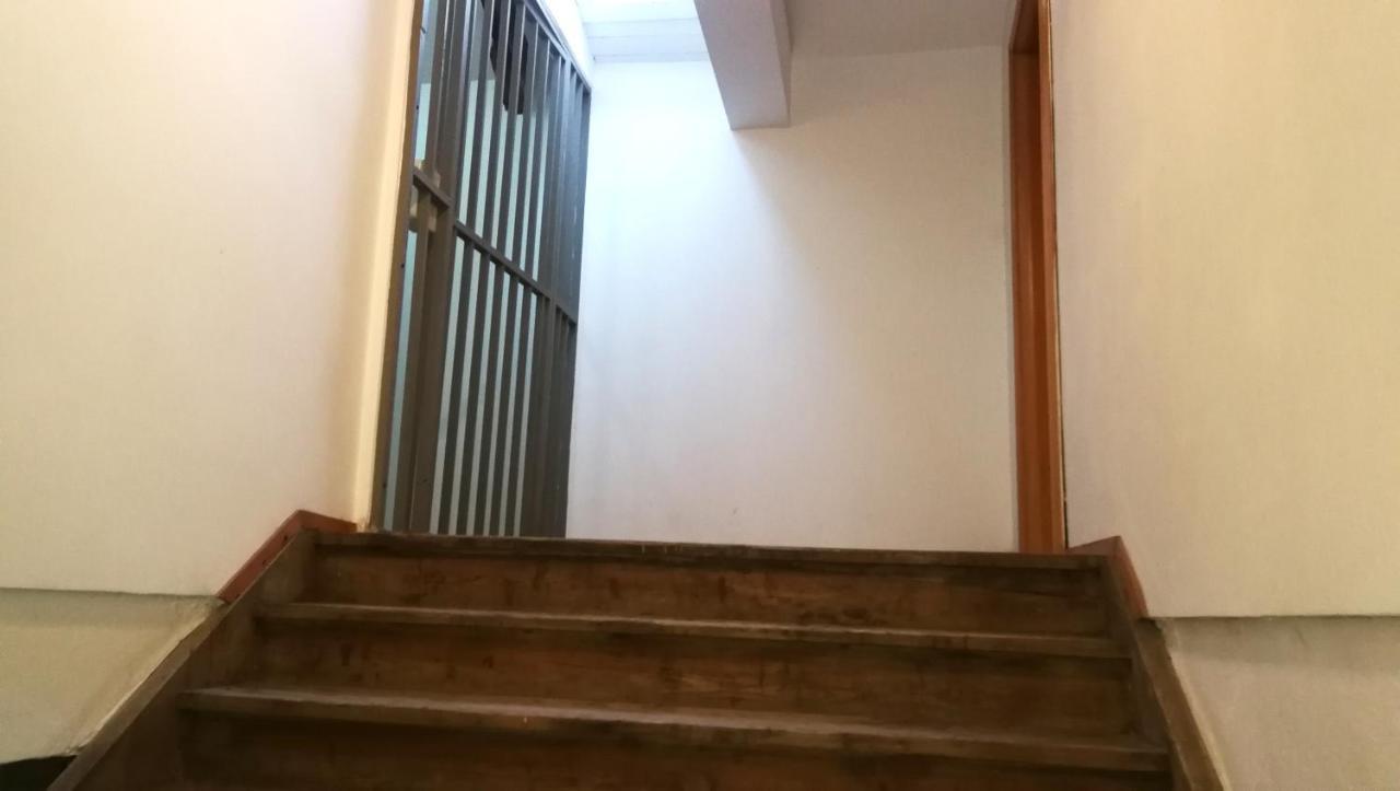 Central Loft Tirana Kültér fotó
